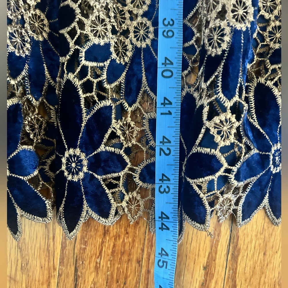 Petal & Pup Just Me Alara Navy Floral Lace Overlay Midi Trumpet Cocktail Dress - Picture 14 of 16